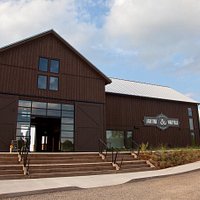 Lightfoot & Wolfville Vineyards