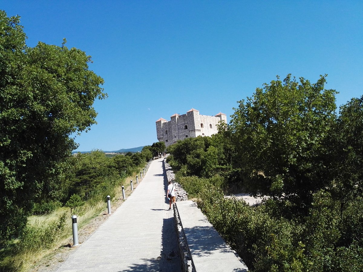 Nehaj Castle, Сень: лучшие советы перед посещением - Tripadvisor