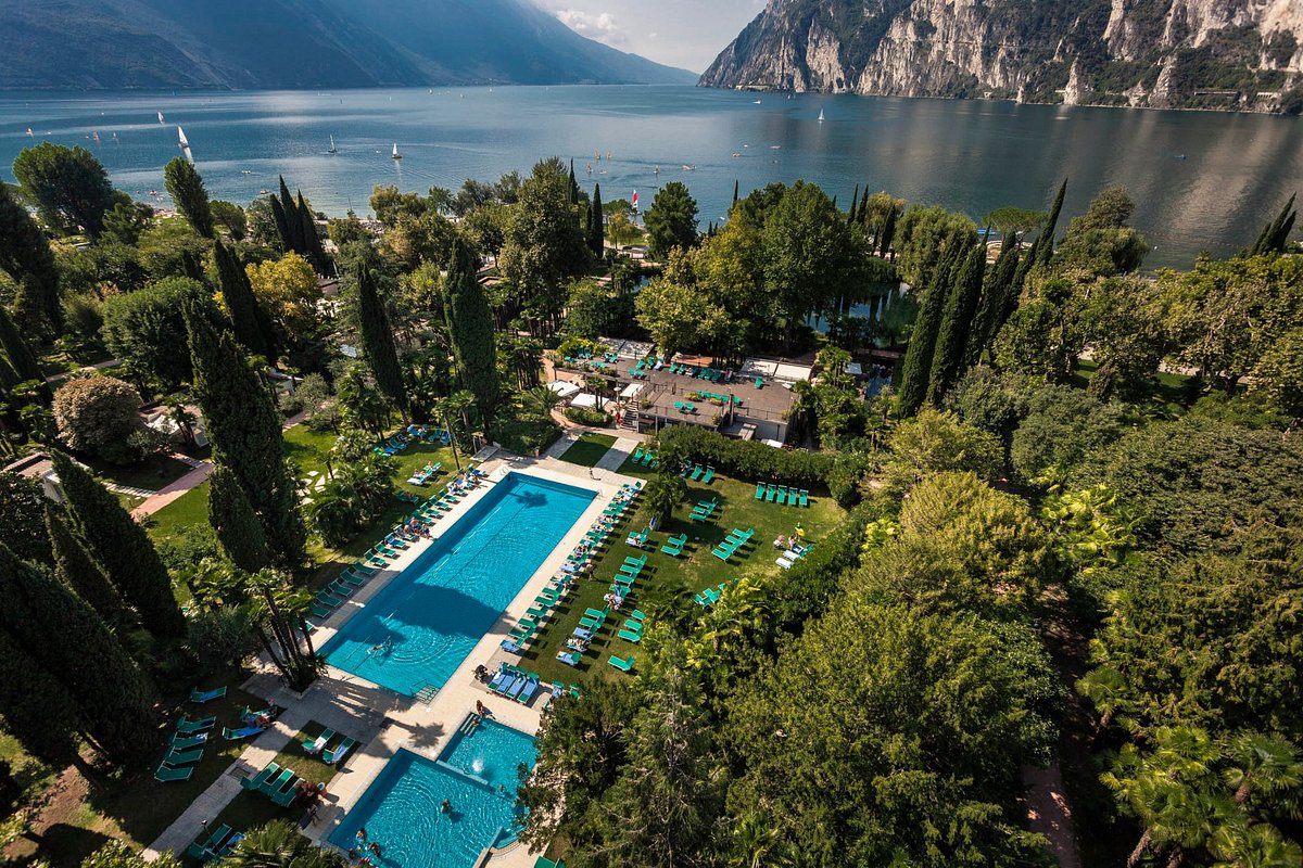 Du Lac et Du Parc Grand Resort, hotel in Italy