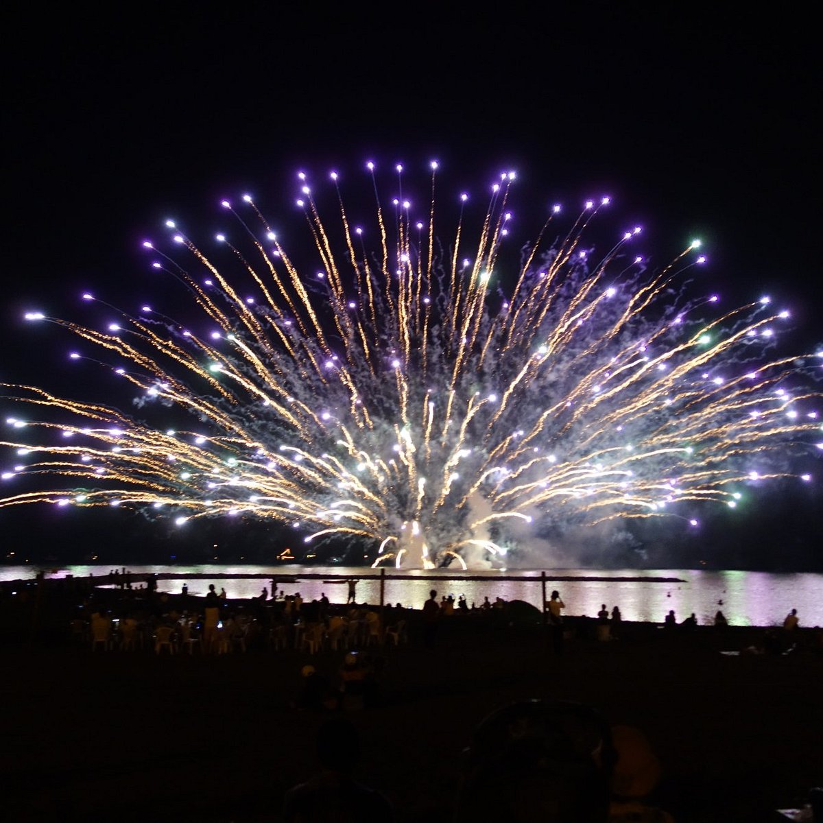 21年 館山観光まつり館山湾花火大会 行く前に 見どころをチェック トリップアドバイザー