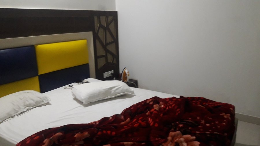 Nice clean n spacious room