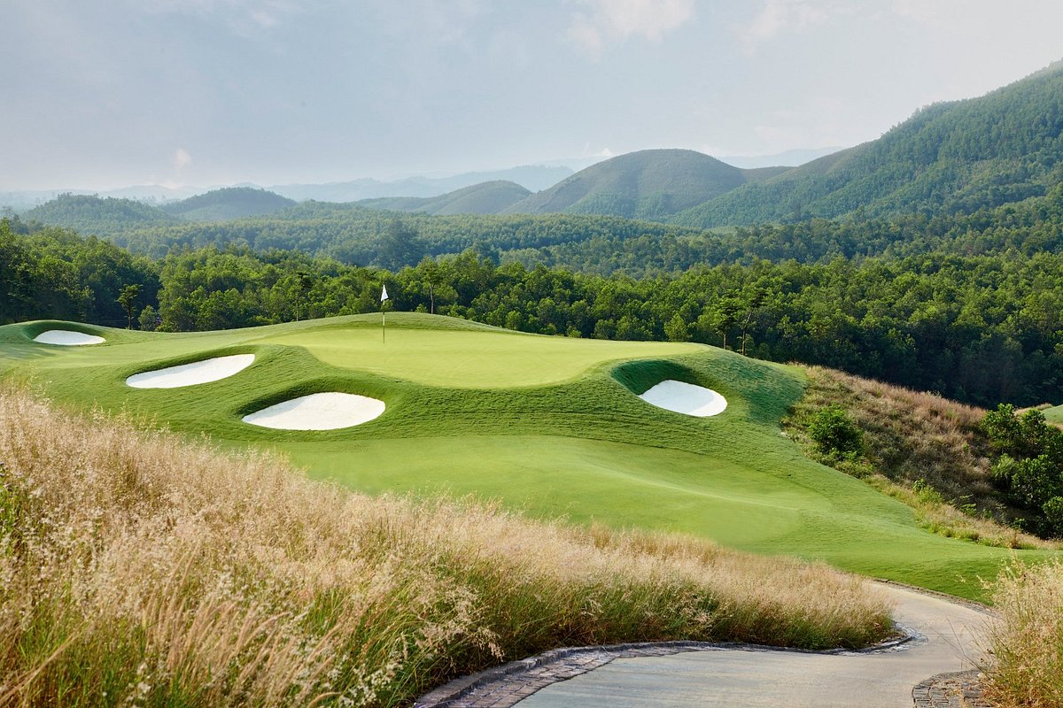 Aftensmad niveau tro Ba Na Hills Golf Club (Da Nang) - All You Need to Know BEFORE You Go