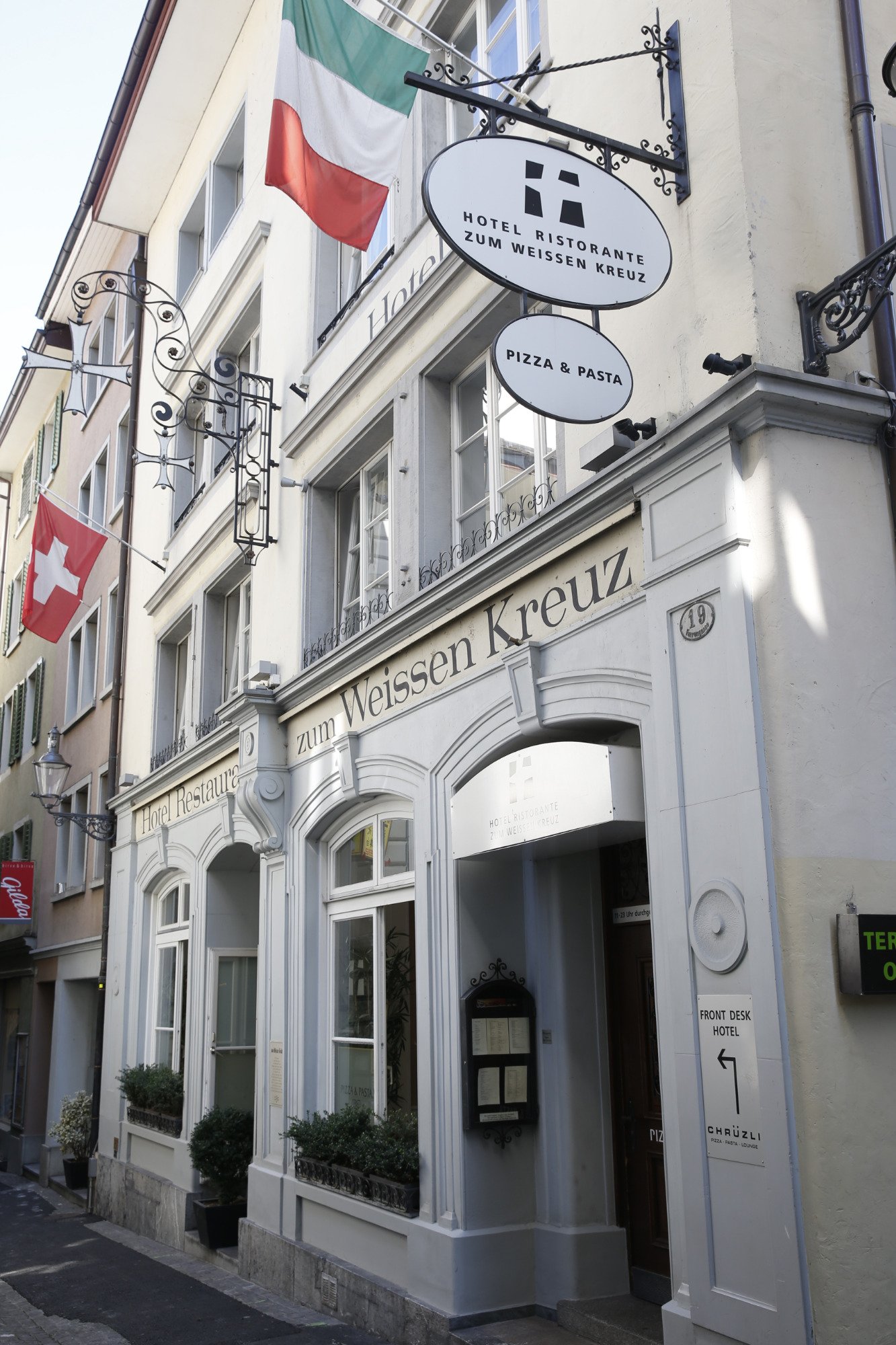 BOUTIQUE HOTEL WEISSES KREUZ 121 1 6 5 Prices Reviews