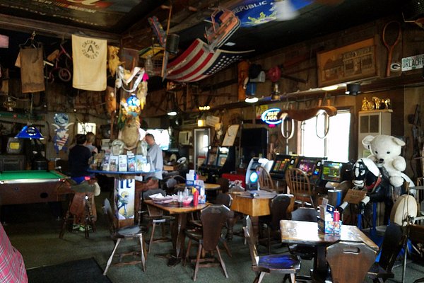 Door County's Great Home Bars - Door County Pulse