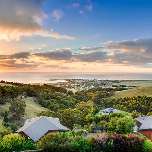 Stunning sunrise over Apollo Bay from Point of View Villas