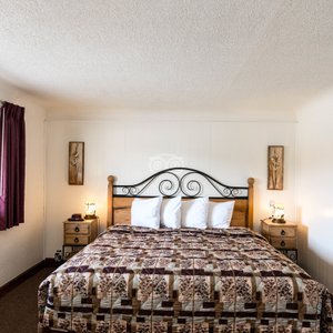 The Deluxe King at the Peak To Peak Lodge