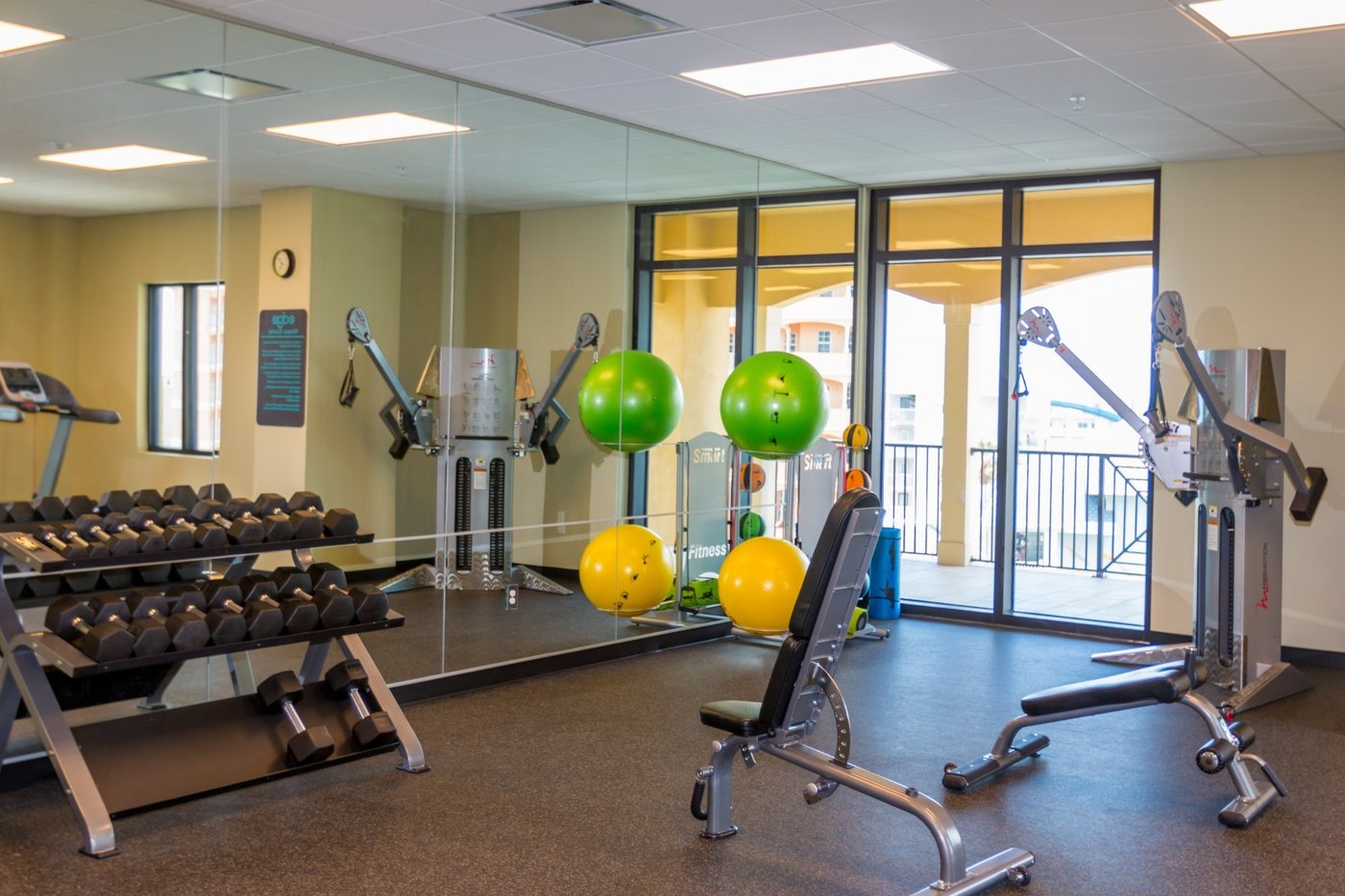 Edge Hotel Gym: Pictures & Reviews - Tripadvisor