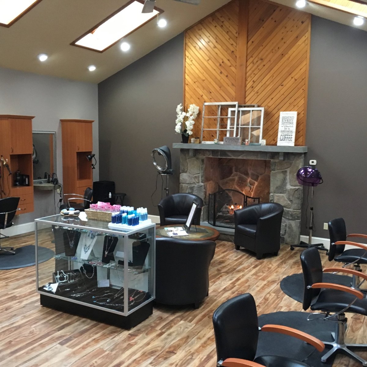 UTOPIA SALON AND DAY SPA (Hawley) - Qué DEBES saber antes de ir