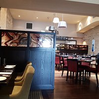 McHugh's Wine & Dine