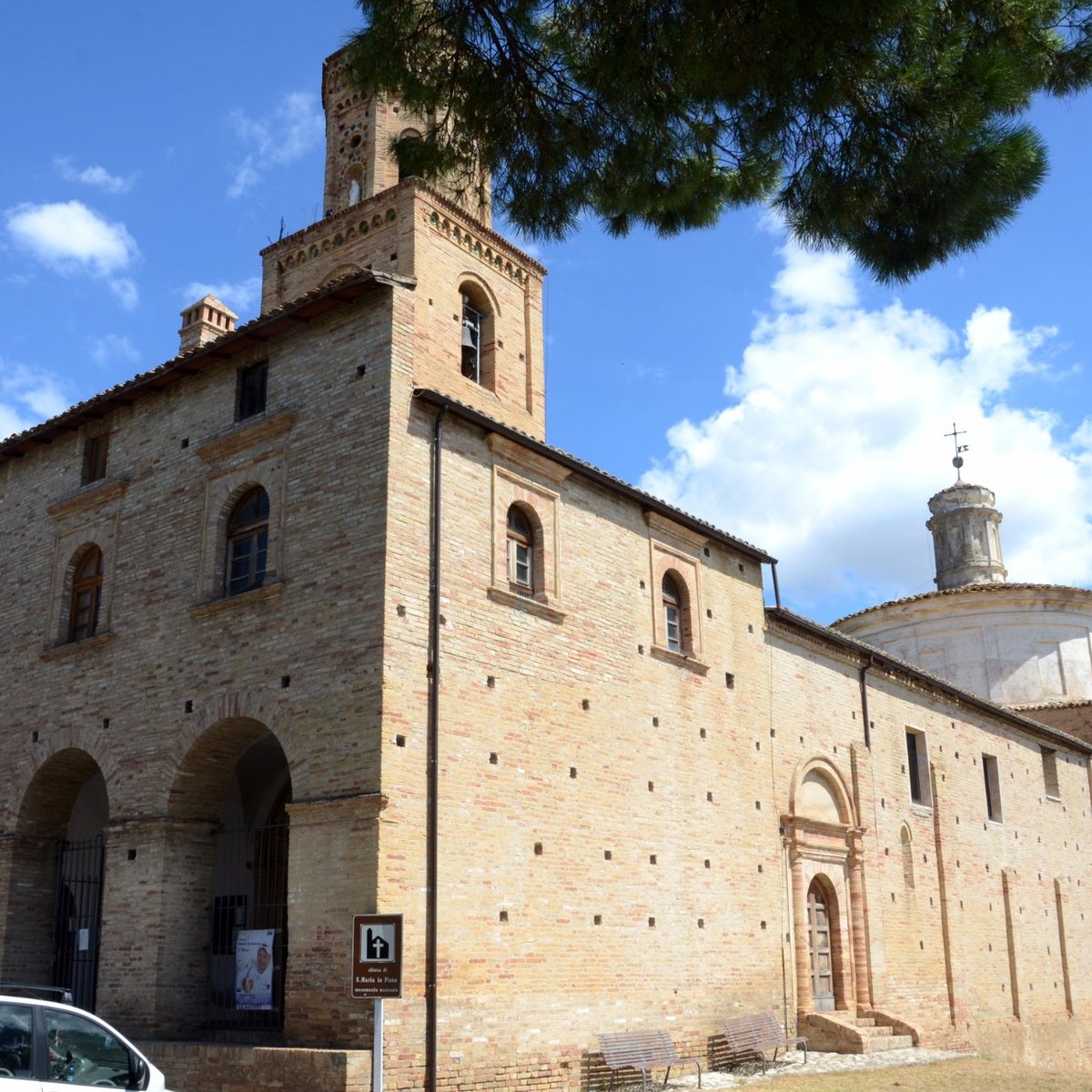 Chiesa di Santa Maria in Piano, Loreto Aprutino - Tripadvisor