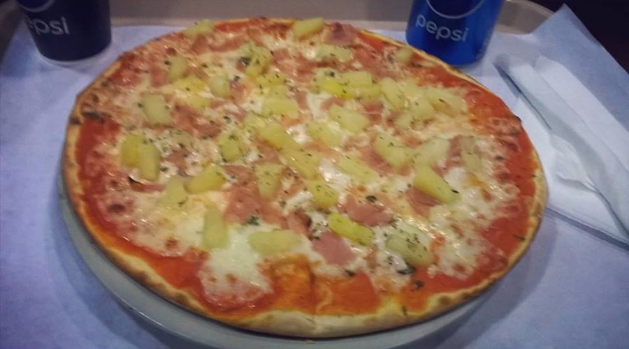 Pizza tropical;