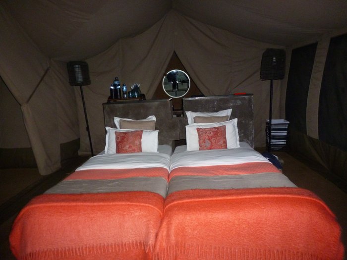 Pumzika Luxury Safari Camp - East Africa Camps in Serengeti