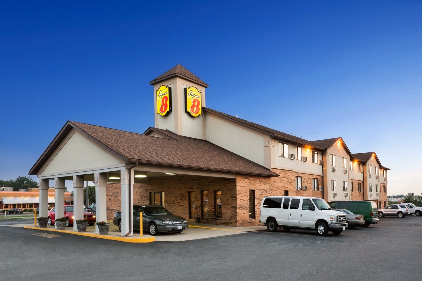 SUPER 8 BY WYNDHAM MT. VERNON IL - Updated 2024 Prices & Hotel Reviews ...