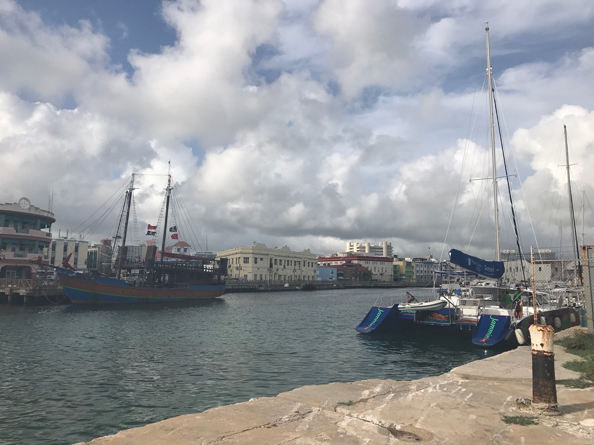 jammin catamaran cruises bridgetown barbados