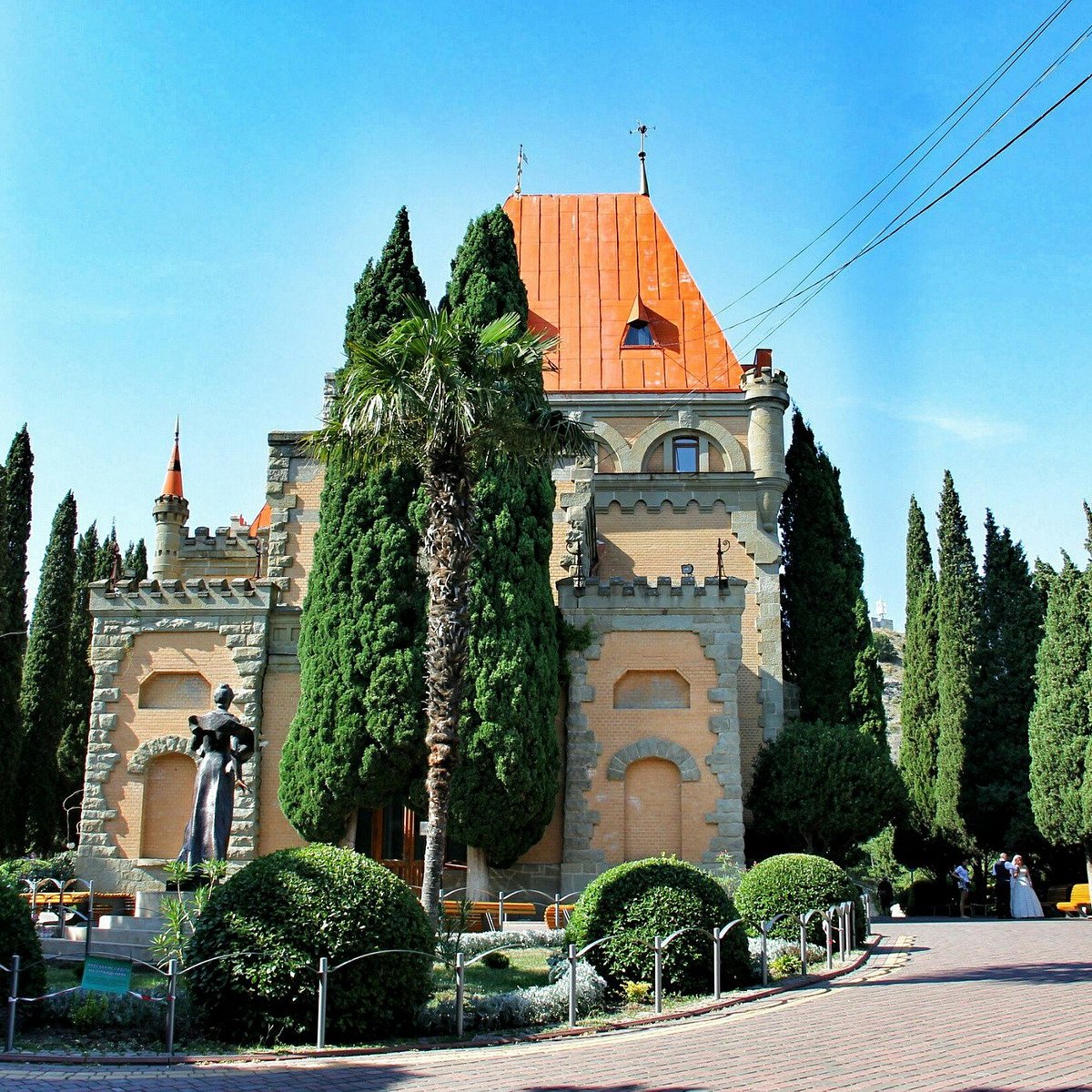 Утёс Крым достопримечательности замок дворец княгини Гагариной