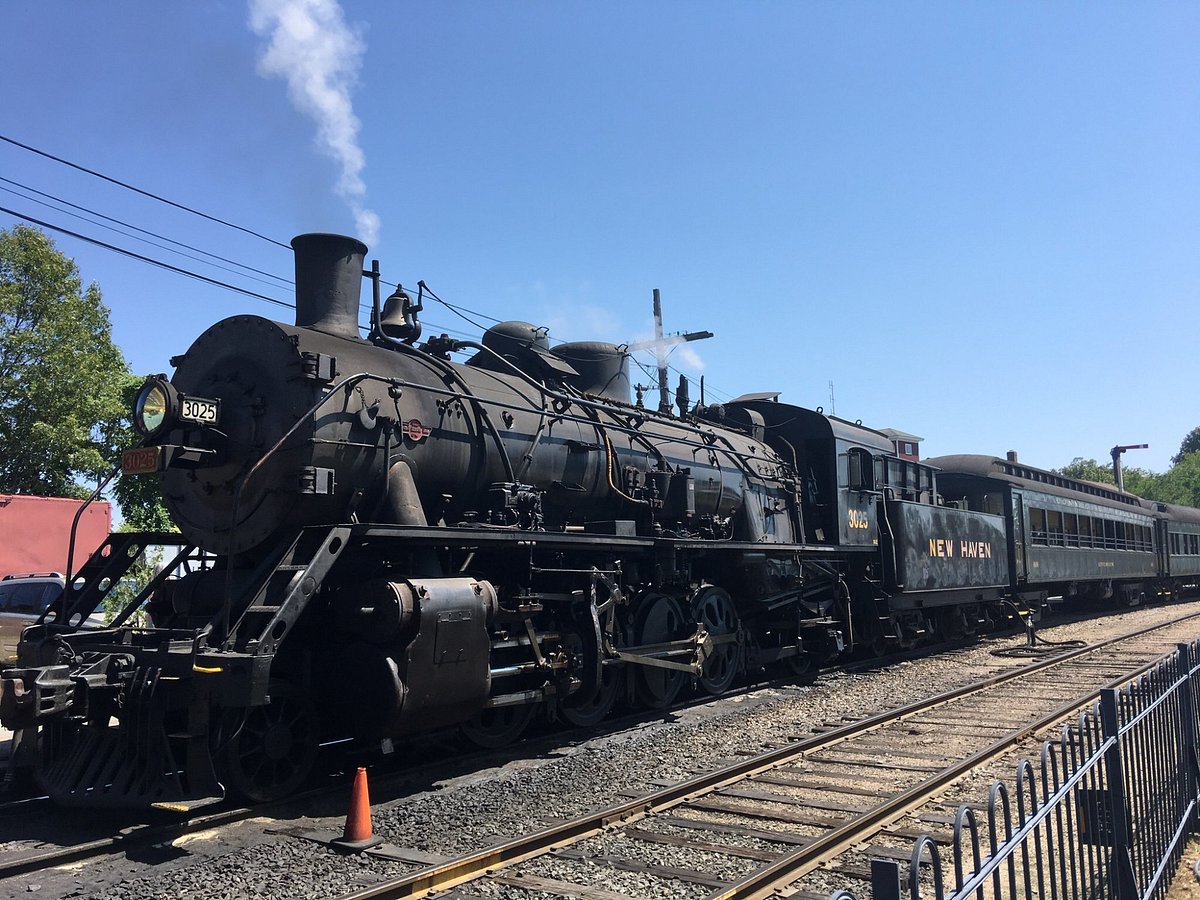 essex steam train and riverboat lunch excursion