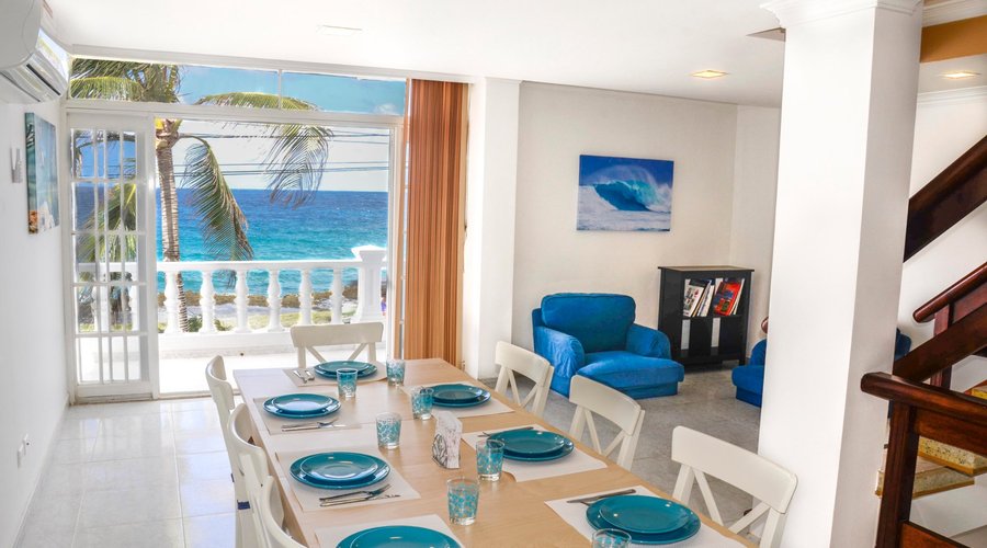 Comedor con vista a el mar