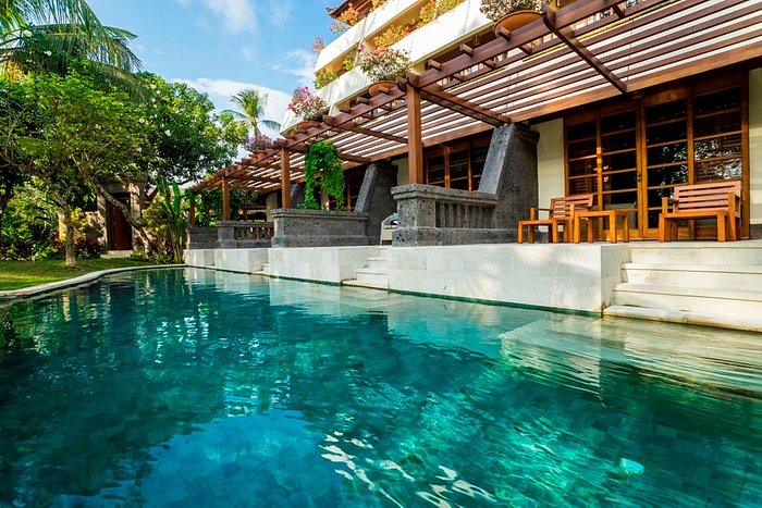 Nusa Dua Beach Hotel Spa Updated 22 Reviews Bali