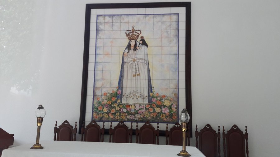 Imagem do altar para missas campais.