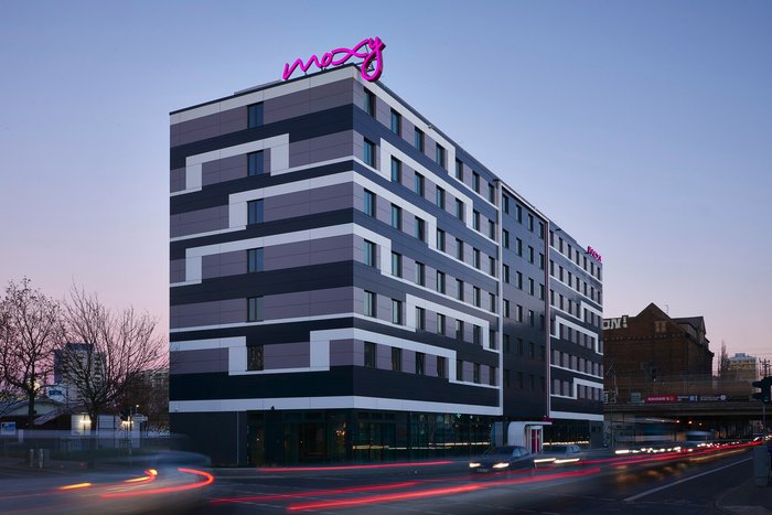 Moxy Berlin Ostbahnhof $101 ($̶1̶0̶8̶) - Updated 2024 Prices & Hotel 