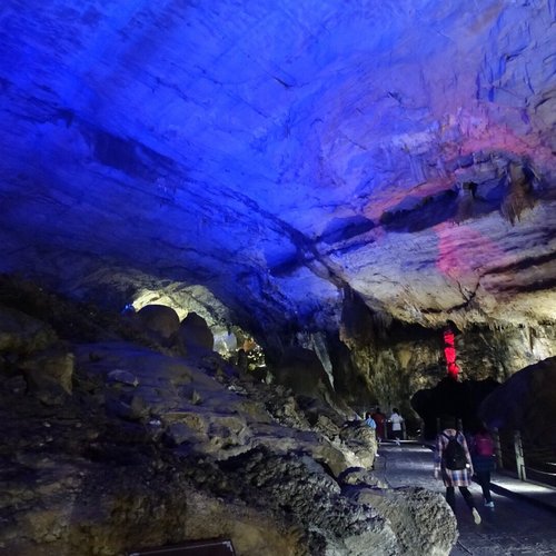 中国の洞窟: 中国の 10 件の洞窟をチェックする - トリップアドバイザー