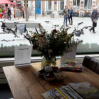 cosy reading table inside the tourist office