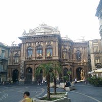 Piazza Vincenzo Bellini