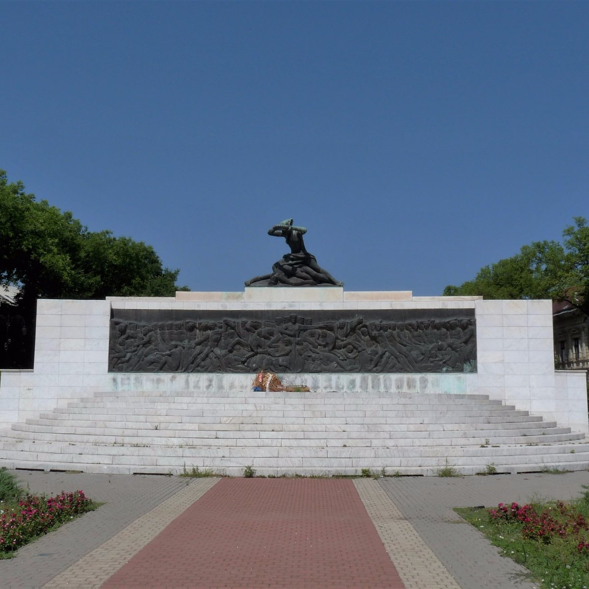 MONUMENT TO FALLEN SOLDIERS AND VICTIMS OF FASCISM (2024) All You Need ...