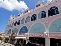 Oranjestad Aruba's Shopping Gems: Renaissance Mall & Royal Plaza
