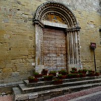 Il portale romanico