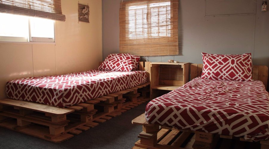 Our room with two beds and A/C, located 60 meters from the beach, directly in the green Park e Z