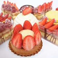assortiments de desserts maison