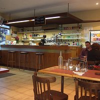 Petite salle mais grande crêperie