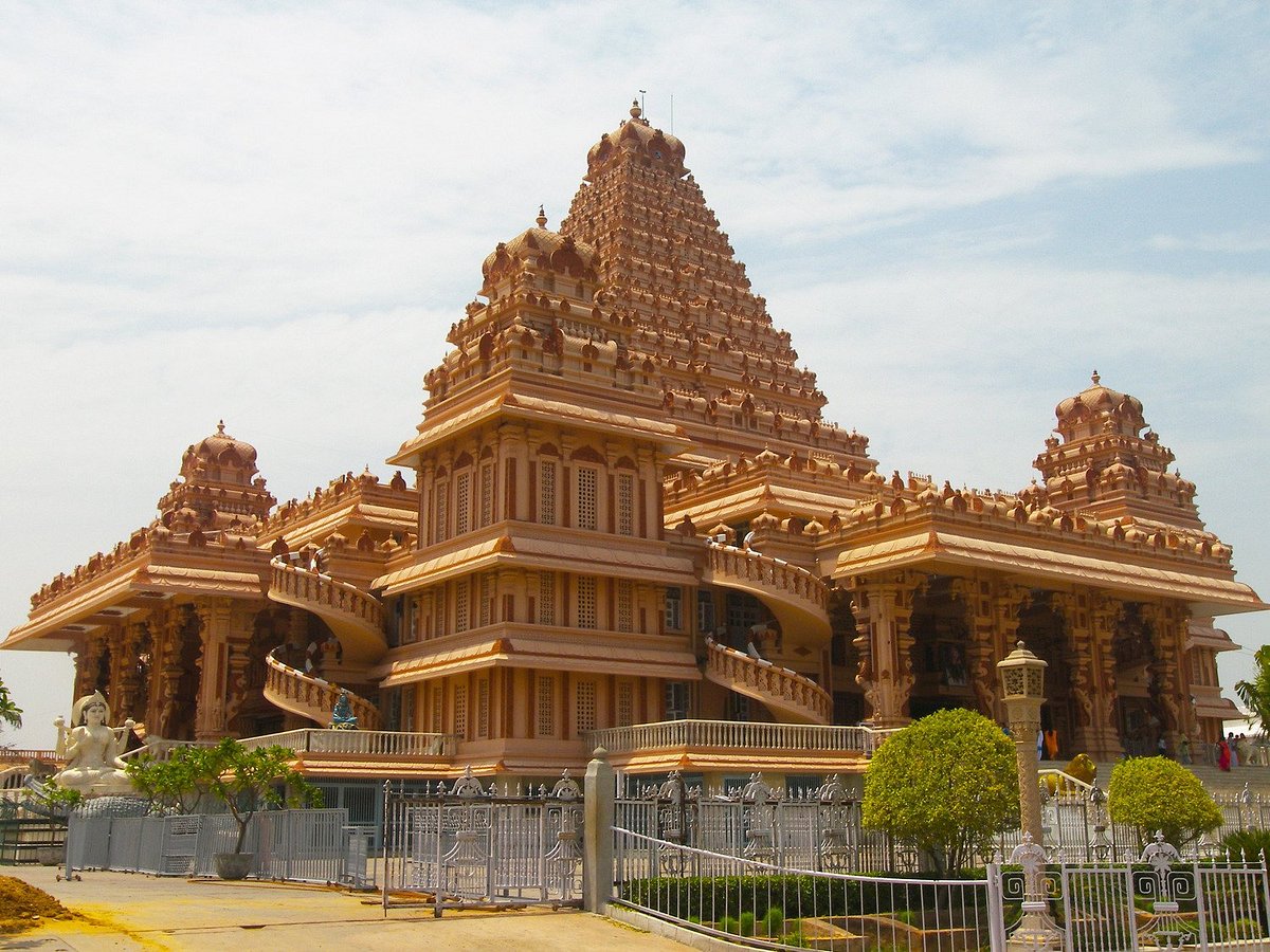 Chhatarpur Temple, New Delhi