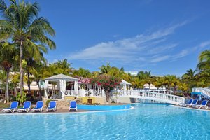 Piscina e praia
