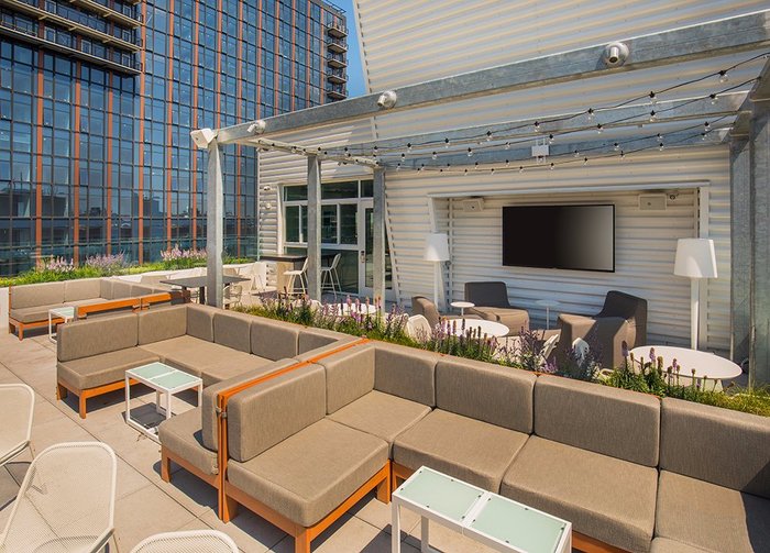 YOTEL Boston Bar or Lounge: Pictures & Reviews - Tripadvisor