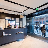 Point Information Tourisme - Galeries Lafayette Homme