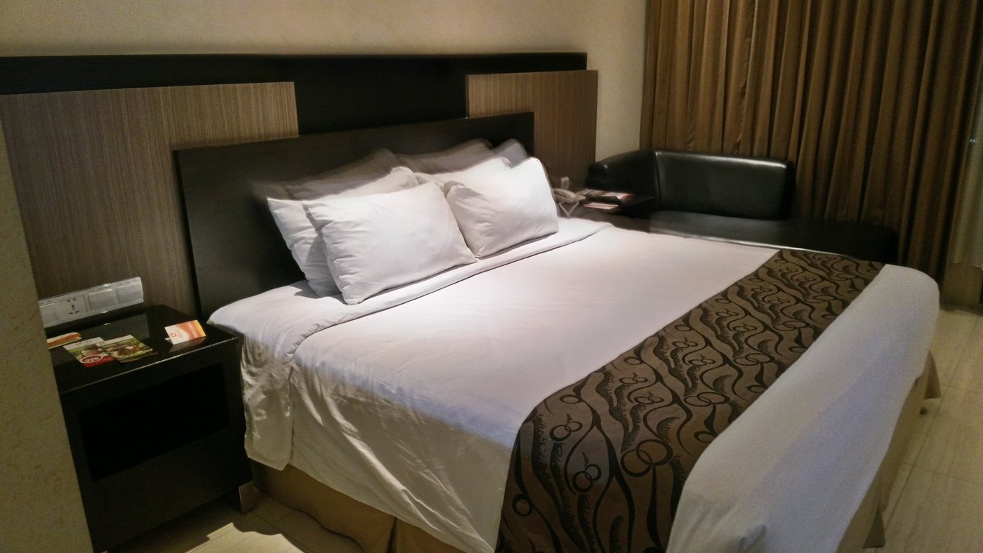 HOTEL ARIA GAJAYANA - Updated 2024 Prices & Reviews - Malang, Indonesia