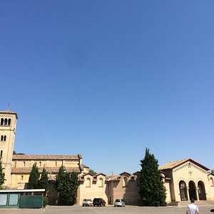 tomba di Rachele Mussolini - Foto di Cimitero Monumentale di San Cassiano  in Pennino, Predappio - Tripadvisor