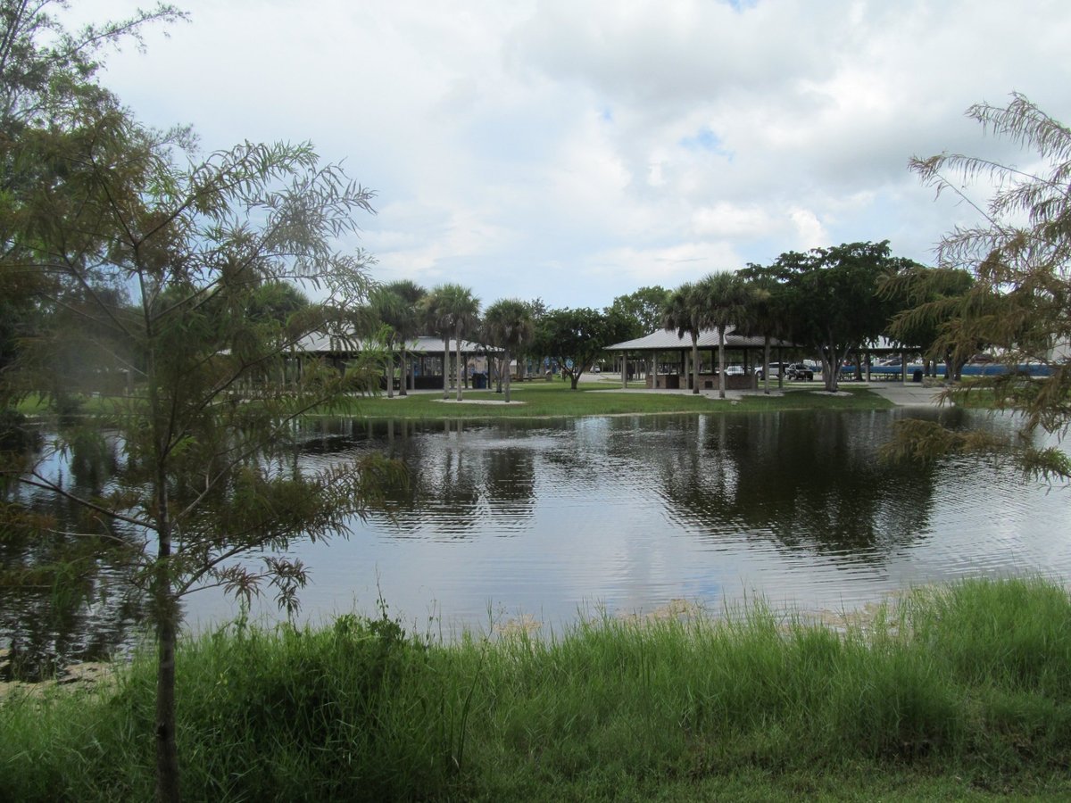 South Dakota’s Lake Park: Your Lakeside Getaway Awaits!