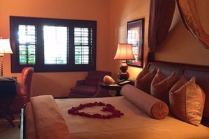 Room & Suite