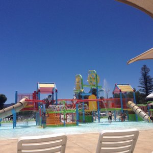 Kid's pool/play area!