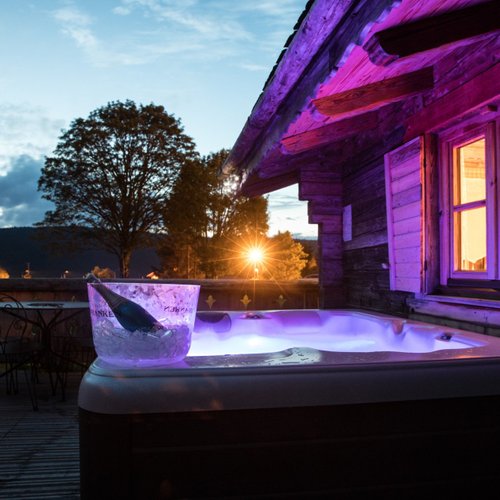 THE 10 BEST Jura Hotel Deals (Aug 2023) - Tripadvisor