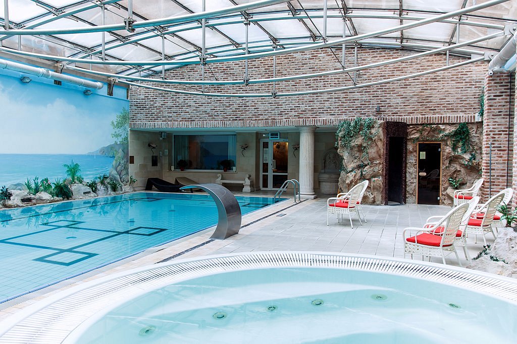 Зеленоградск калининградской отели с бассейном