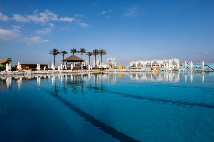 Four Seasons Halat Pool: Pictures & Reviews - Tripadvisor