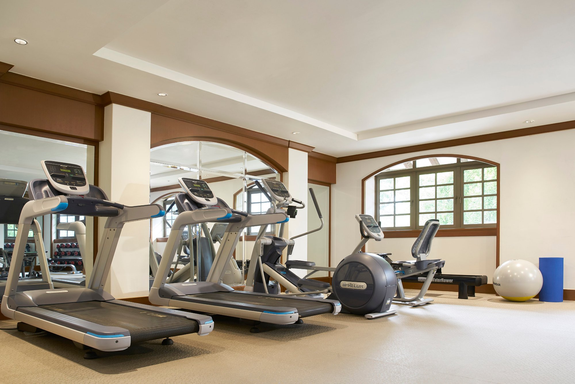 Orchard Rendezvous Hotel by Far East Hospitality Gym Pictures