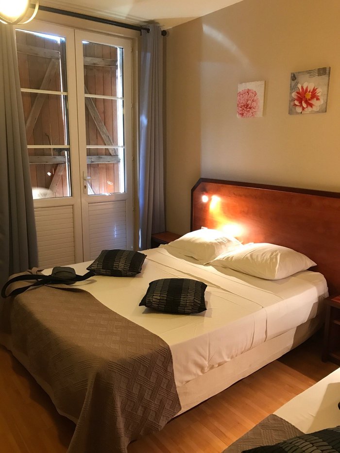 HÔTEL LA TRAVERSE - Prices & Hotel Reviews (Cenac-et-Saint-Julien ...