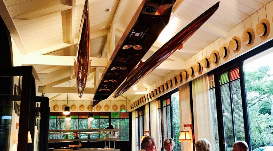 Le Skiff Club image 2 - Full view