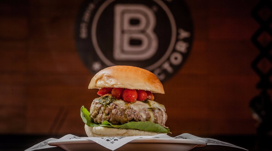 Caprese Burger 