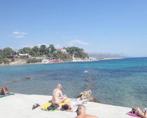 12 Best Beaches in Split, Croatia